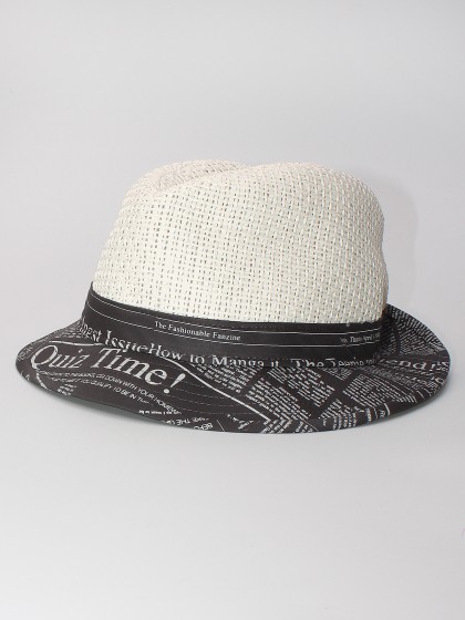 Шляпа белая соломенная с темно-серыми полями с газетным принтом
