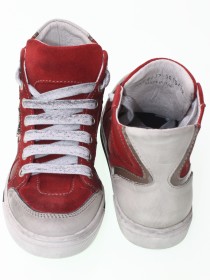 Кеды высокие красные кожаные с белыми вставками и шнурками  фото