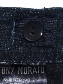 Шорты джинсовые синие "рваные" с брендингом фото