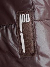 купить Куртка коричневая пуховая удлиненная с воротником "стойка"