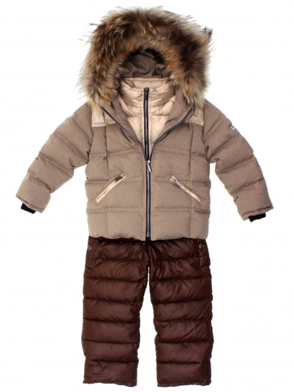 Комплект зимний пуховой: бежевая комбинированная куртка с натуральным мехом на капюшоне и коричневые штаны