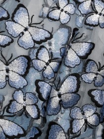 Юбка голубая пышная с бабочками и черным поясом резинкой в золотую полоску цена
