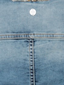 Куртка голубая джинсовая в стразах и жемчужинах фото