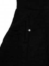 Платье чёрное с бусинами на карманах фото