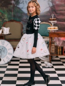 Комплект "Алиса в стране Чудес": черный лонгслив со стразами и белая пышная юбка с вышивкой фото