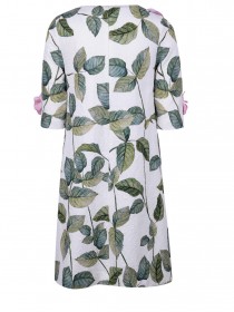 Платье жаккардовое белое с зелёными листьями и розовыми цветами фото