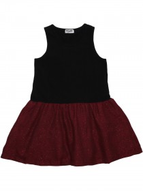 Комплект черный: свитшот с брендингом из страз и платье с пышной красной юбкой фото