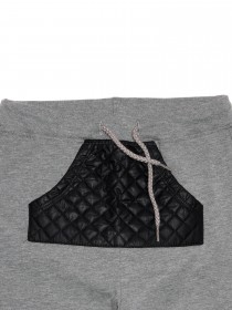 Костюм серый утепленный: туника со стегаными вставками из плащевой ткани и штаны с цельным карманом спереди  фото