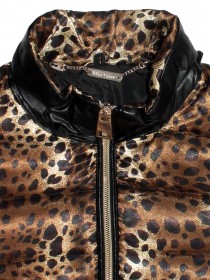 Куртка леопардовая пуховая с воротником из натурального меха и кожаным поясом фото
