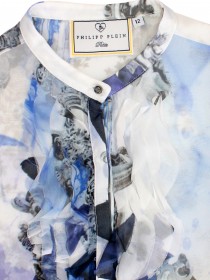 купить Блуза шёлковая белая с сине-серым абстрактным принтом