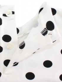 Комплект: белая блузка в чёрный горох с рюшами и чёрное болеро фото