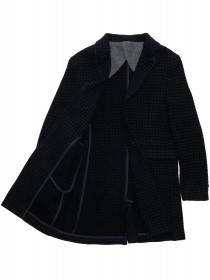 Пальто черное легкое шерстяное в мелкую синюю клетку  фото